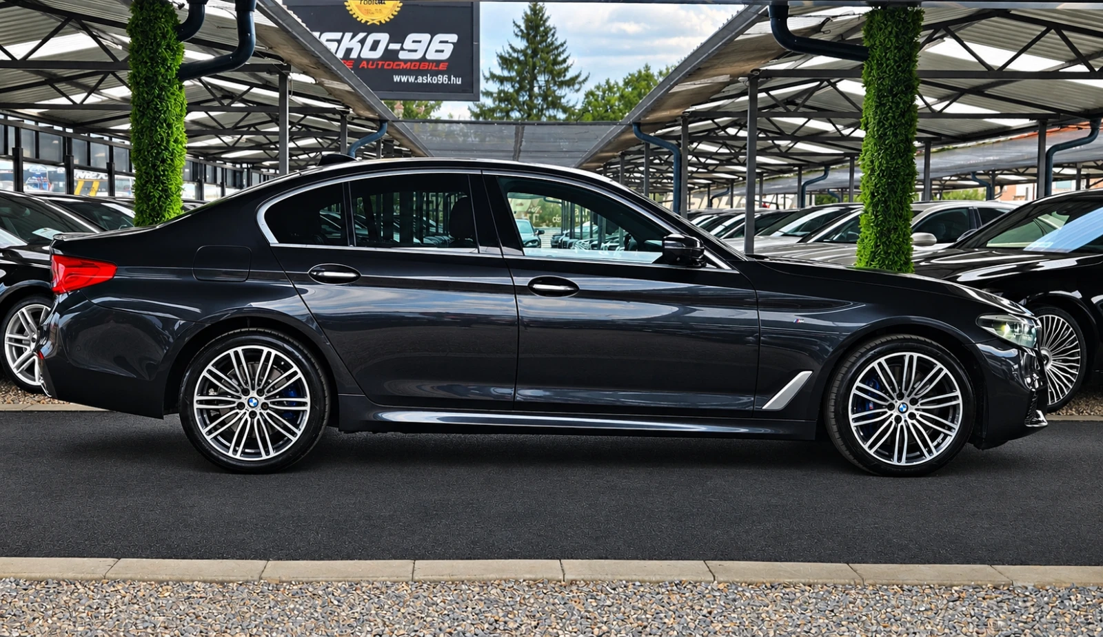 BMW 540 ! i/M/XD/3DCAMERA/HUD/HARMAN/KEY GO/AMBIENT/�����/ | Mobile.bg � ����������� 4