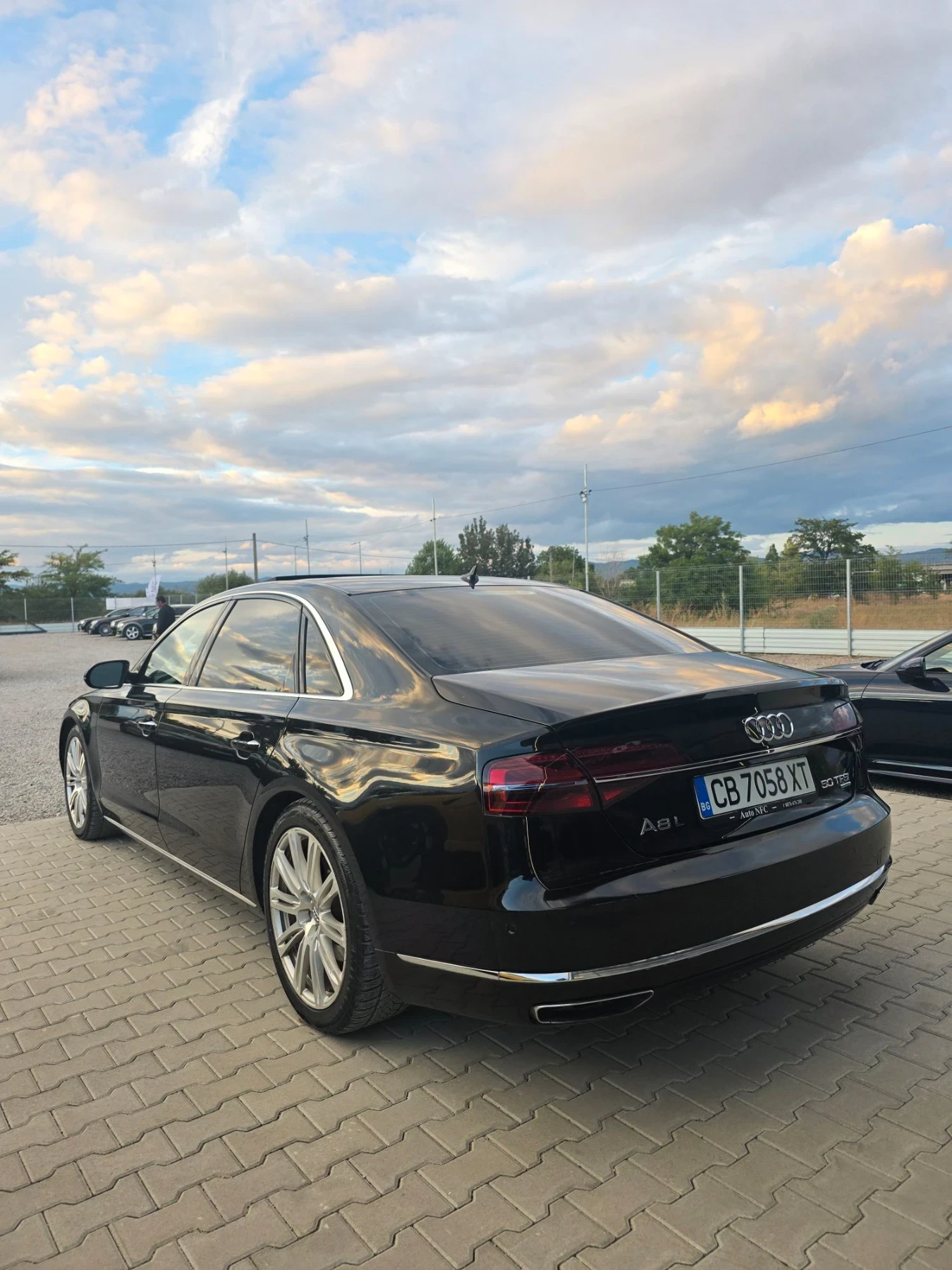 Audi A8, снимка 6 - Автомобили и джипове - 56220568