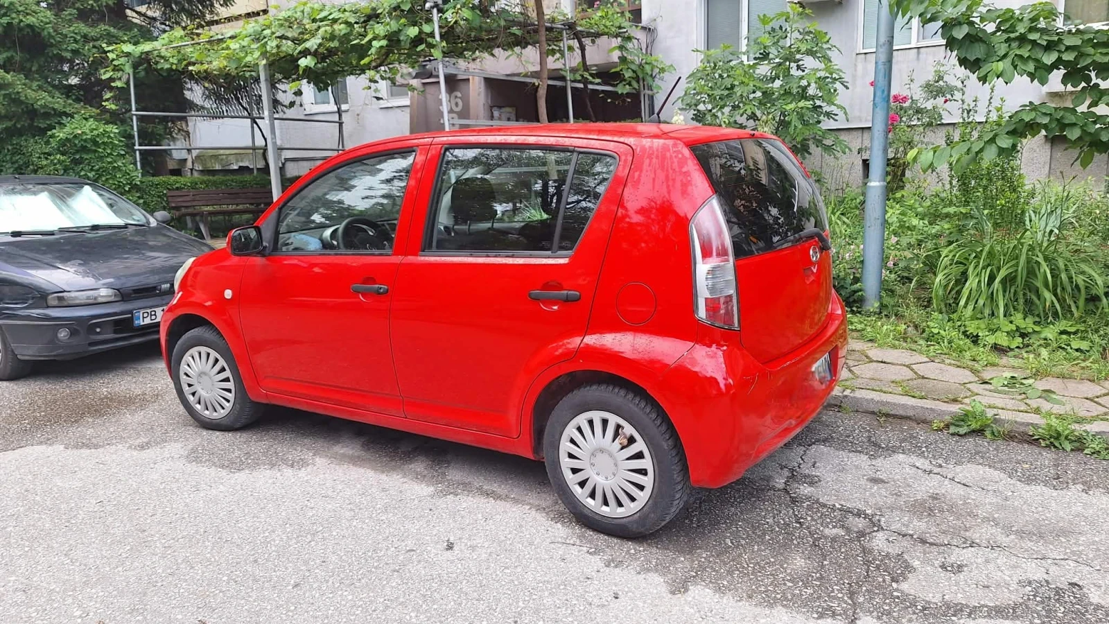 Daihatsu Sirion, снимка 3 - Автомобили и джипове - 56254793