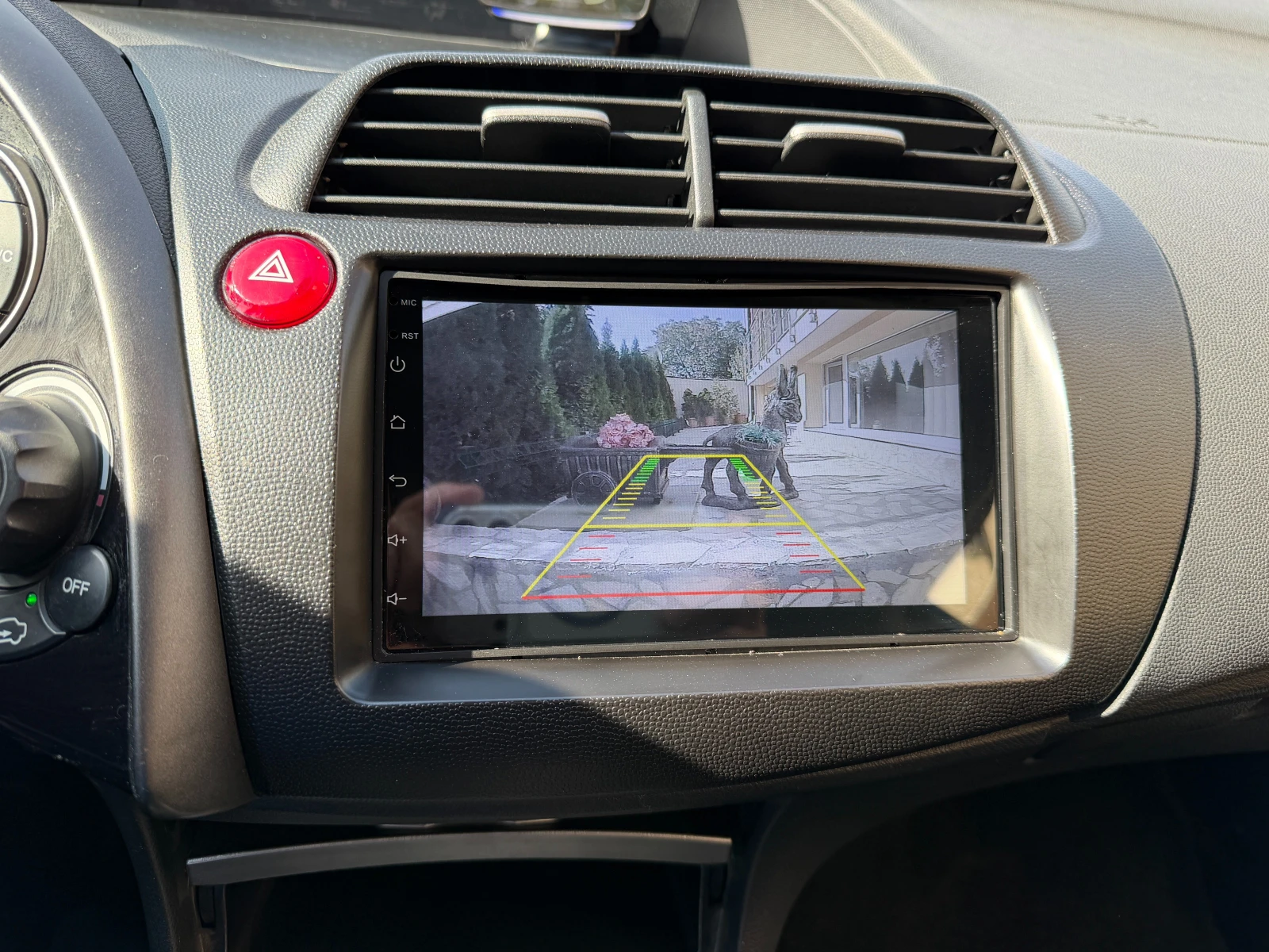 Honda Civic 8, снимка 8 - Автомобили и джипове - 56410326