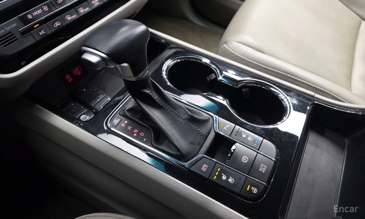 Kia Carnival Gasoline 9-Seater Prestige | Mobile.bg � ����������� 9