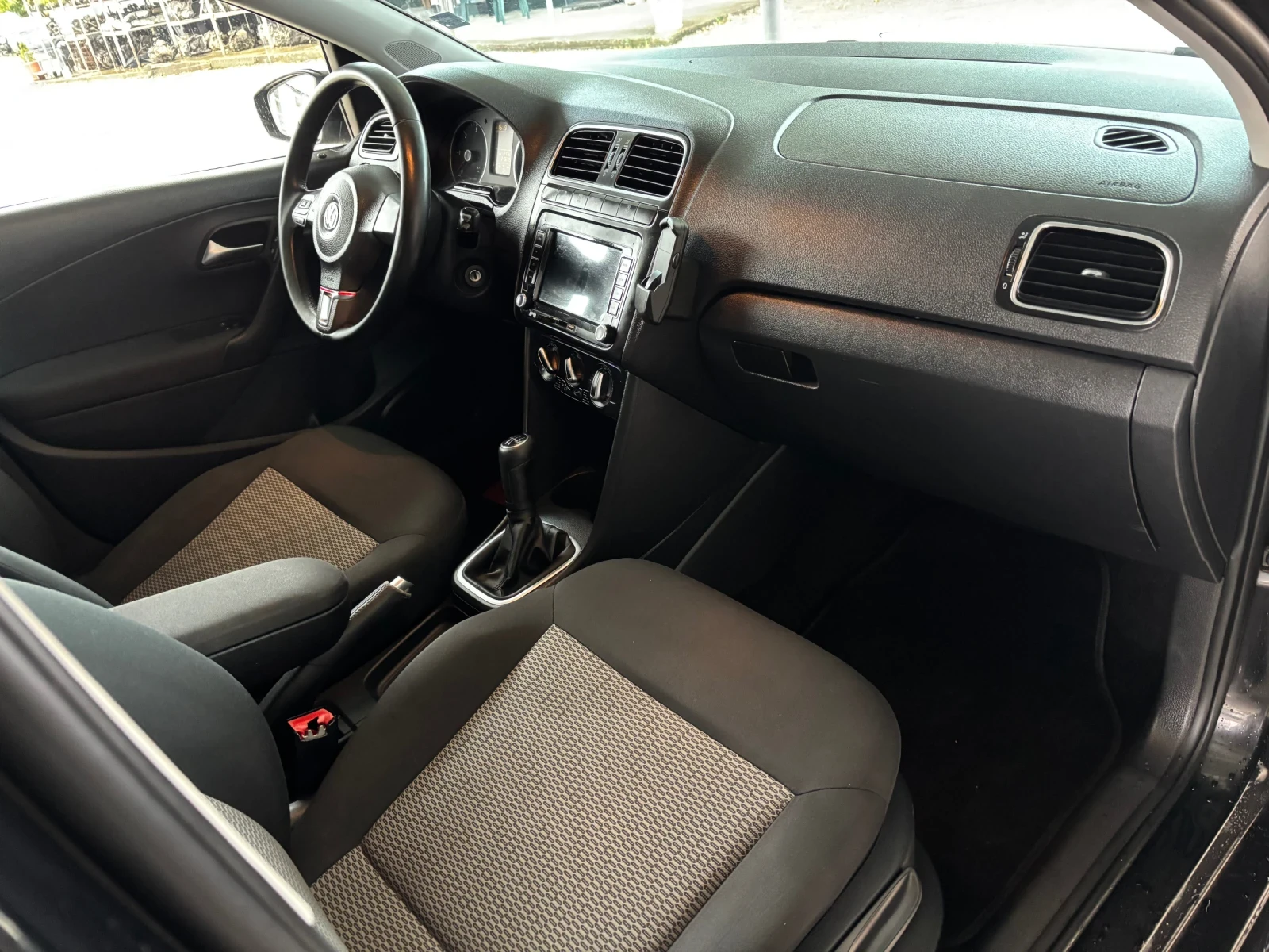 VW Polo 1.2TDI  CarPlay NAVI 5 �����  ��� �������� ������ | Mobile.bg � ����������� 11
