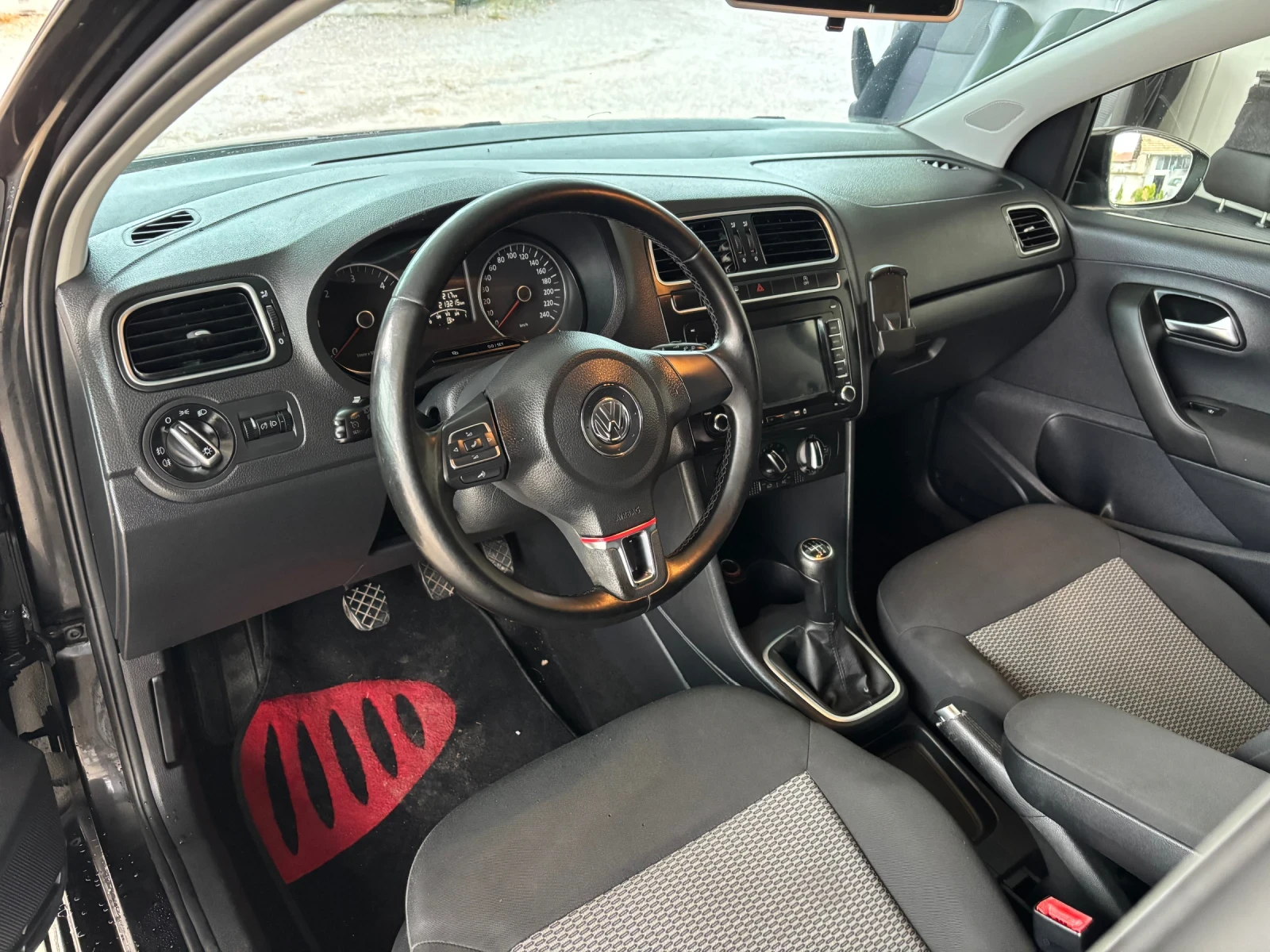 VW Polo 1.2TDI  CarPlay NAVI 5 �����  ��� �������� ������ | Mobile.bg � ����������� 9