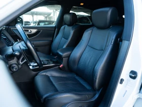 Infiniti QX70 S Premium, снимка 7 - Автомобили и джипове - 53648444