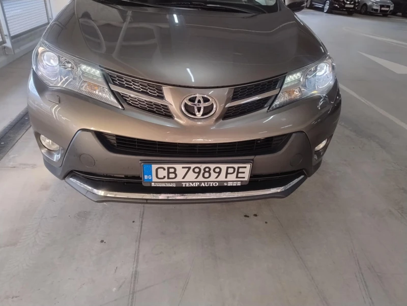 Toyota Rav4, снимка 3 - Автомобили и джипове - 49348712