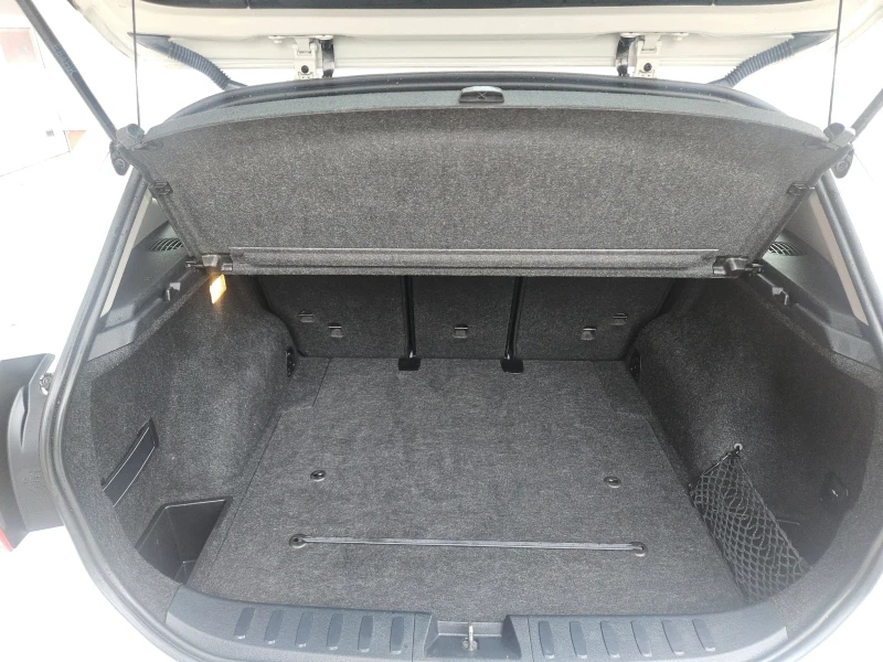 BMW X1 2.0d---X-DRIVE--NAVI--XENON, снимка 15 - Автомобили и джипове - 52098779