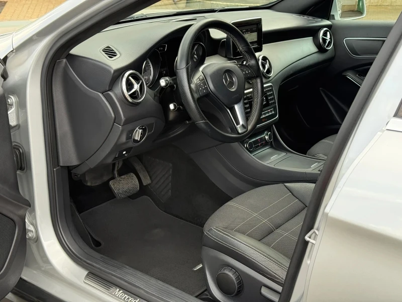 Mercedes-Benz GLA 220 4matic, снимка 7 - Автомобили и джипове - 52638935