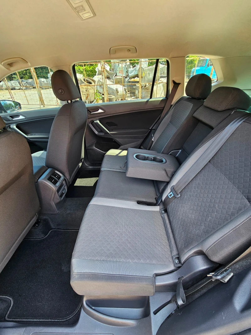 VW Tiguan Allspace 2.0  4x4, снимка 11 - Автомобили и джипове - 53199046