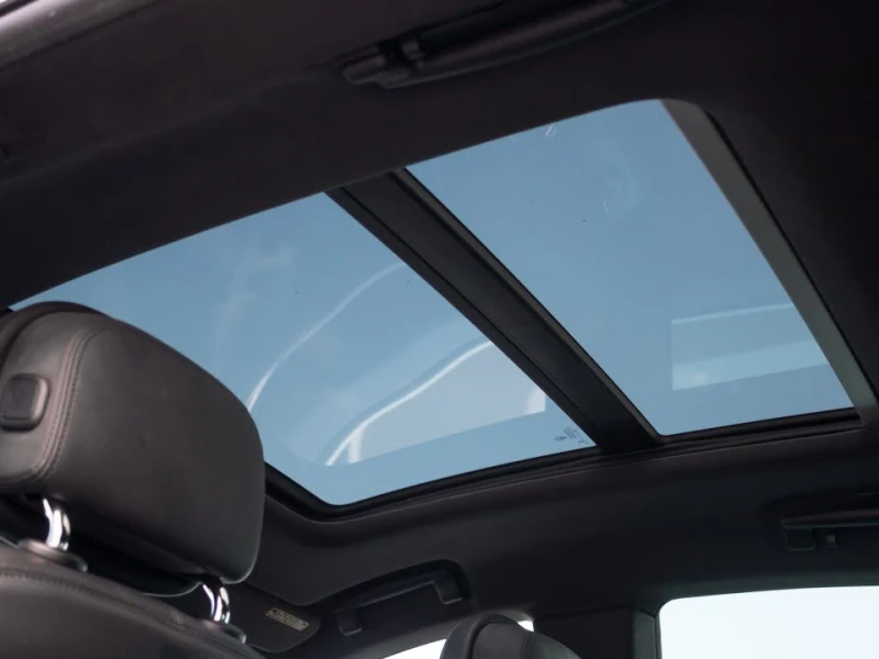 Maserati Levante S GRANLUSSO 424 HP* HARMAN* PANO* БЯЛА ПЕРЛА, снимка 12 - Автомобили и джипове - 53373176