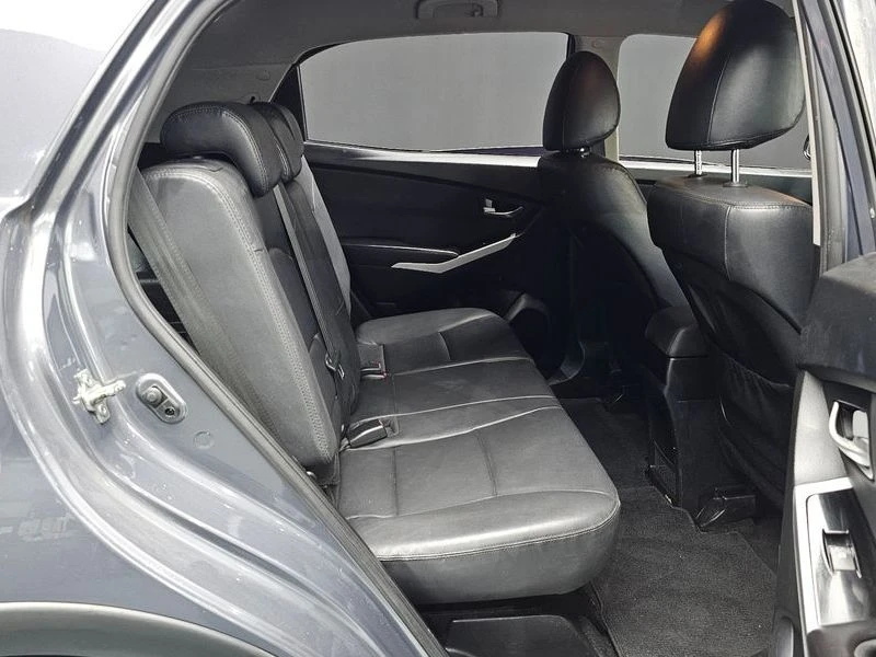 SsangYong Korando 2.2 Automatic, снимка 11 - Автомобили и джипове - 55750119