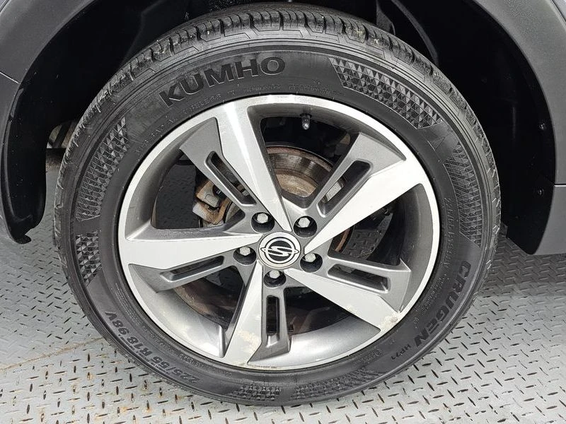 SsangYong Korando 2.2 Automatic, снимка 5 - Автомобили и джипове - 55750119