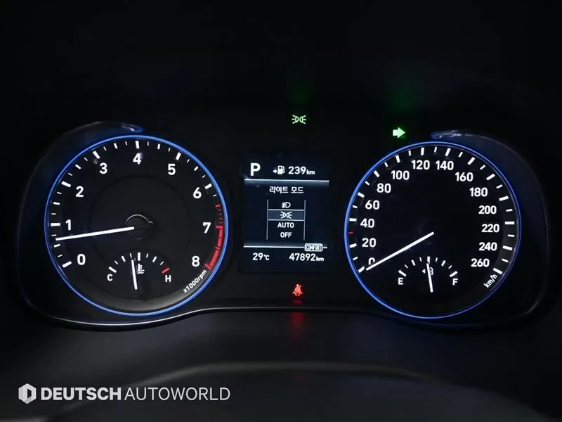Hyundai Kona 1.6 Turbo 4Wd Premium, снимка 8 - Автомобили и джипове - 56129826