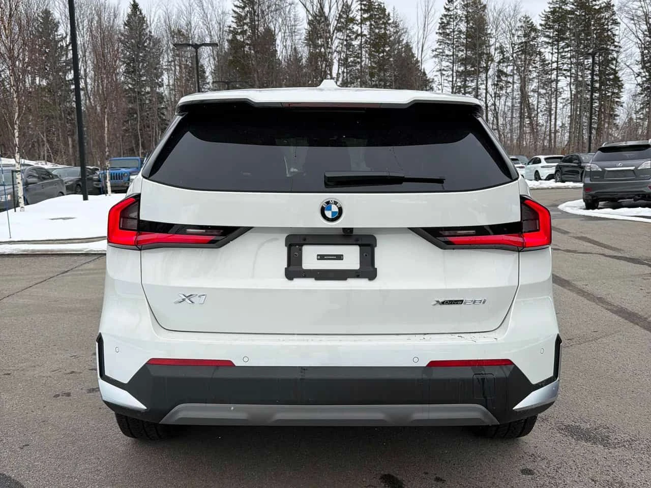 BMW X1 * xDrive28i * CARFAX * 2 КЛЮЧА * ПАНО * KEYLESS, снимка 4 - Автомобили и джипове - 54141347