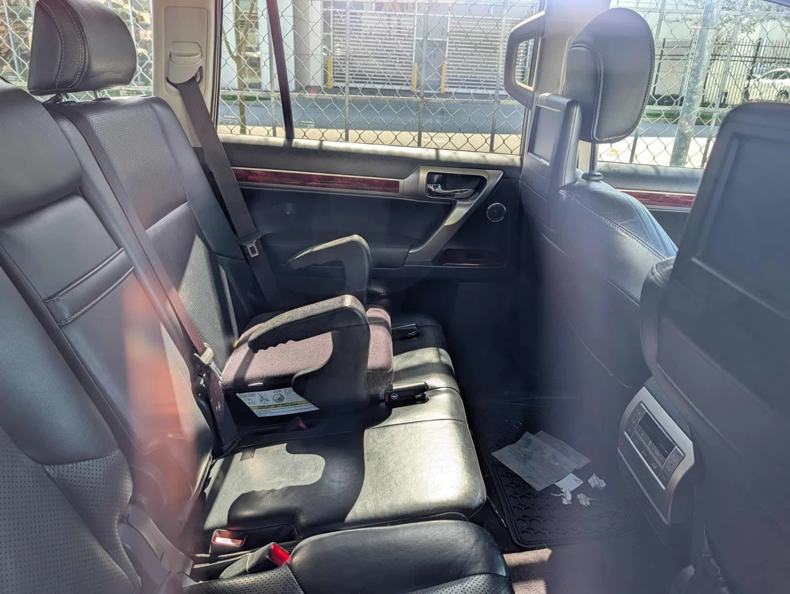 Lexus GX 460 Ultra Premium , снимка 9 - Автомобили и джипове - 54175456