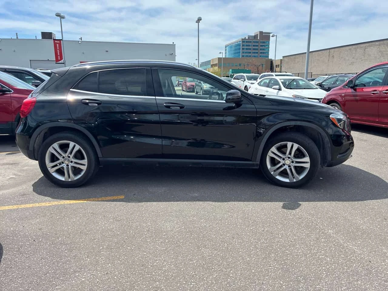 Mercedes-Benz GLA 250 4MATIC* ПОДГРЕВ* ПАНОРАМА* , снимка 3 - Автомобили и джипове - 54615349
