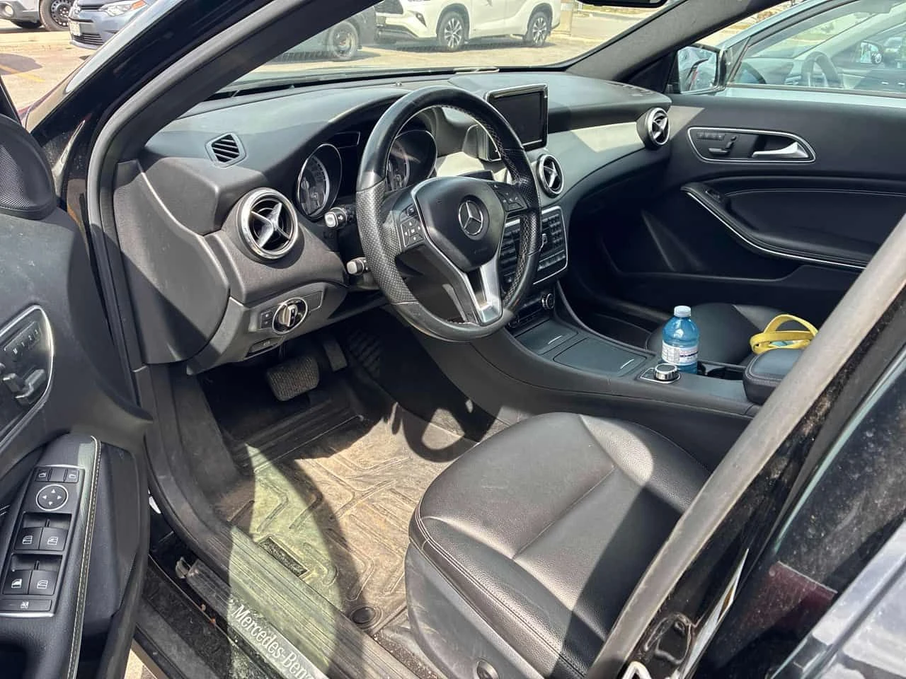 Mercedes-Benz GLA 250 4MATIC* ПОДГРЕВ* ПАНОРАМА* , снимка 5 - Автомобили и джипове - 54615349