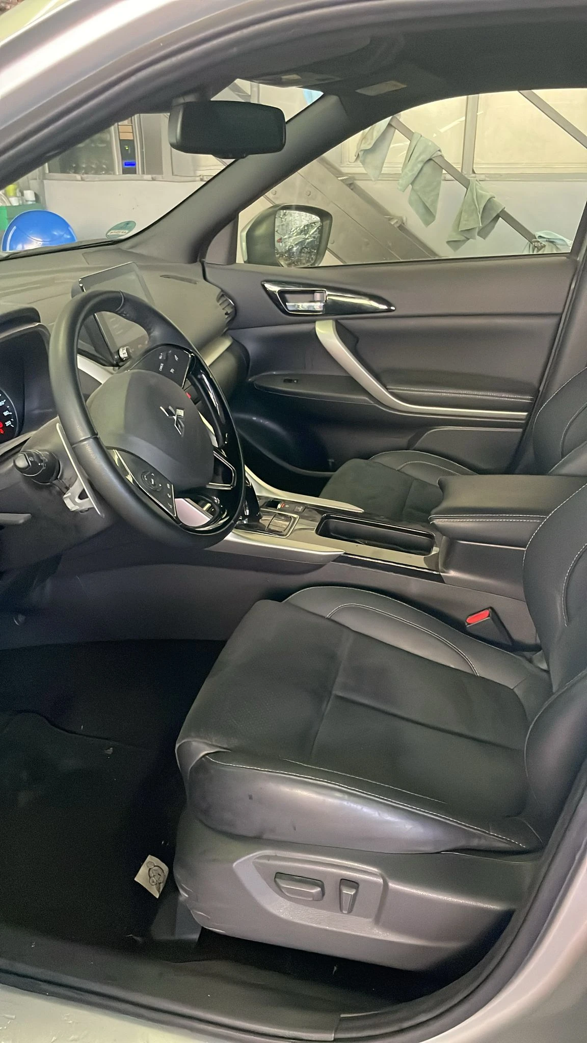 Mitsubishi Eclipse Cross 2.4 Plugin, снимка 6 - Автомобили и джипове - 54918851