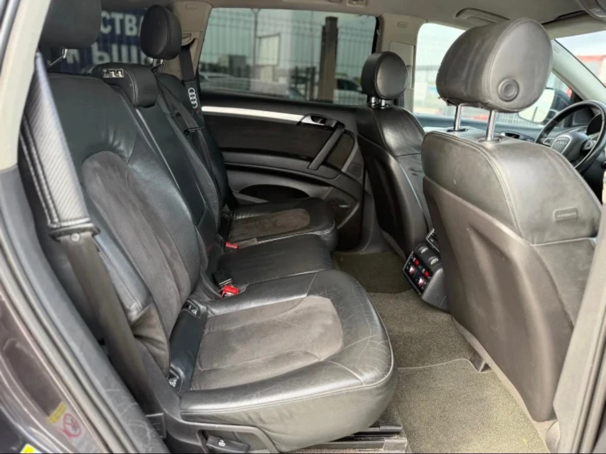 Audi Q7 3.0 , снимка 7 - Автомобили и джипове - 55018483