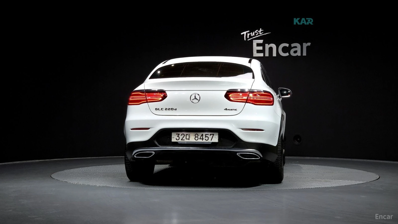 Mercedes-Benz GLC 220 D* 4MATIC* COUPE* HUD* 360* ПАНО, снимка 4 - Автомобили и джипове - 55342474