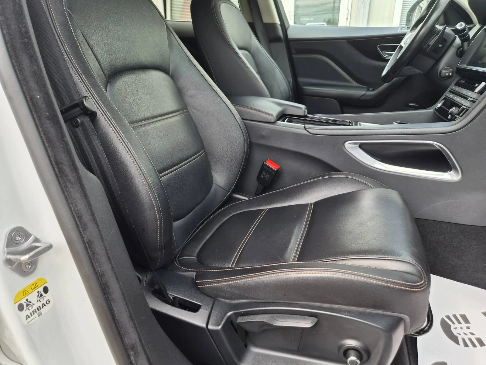 Jaguar F-PACE 2.0D-180��-197.000��-2019�-DIGITAL COCKPIT | Mobile.bg � ����������� 13