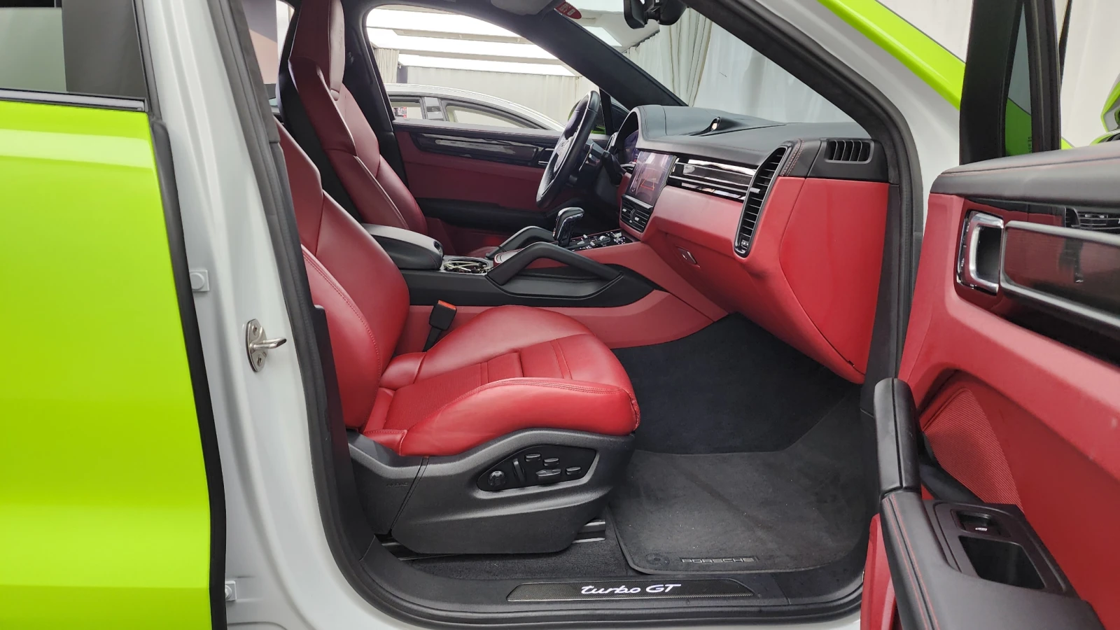 Porsche Cayenne Cayenne 4.0 Turbo GT Coupe, снимка 11 - Автомобили и джипове - 55631990