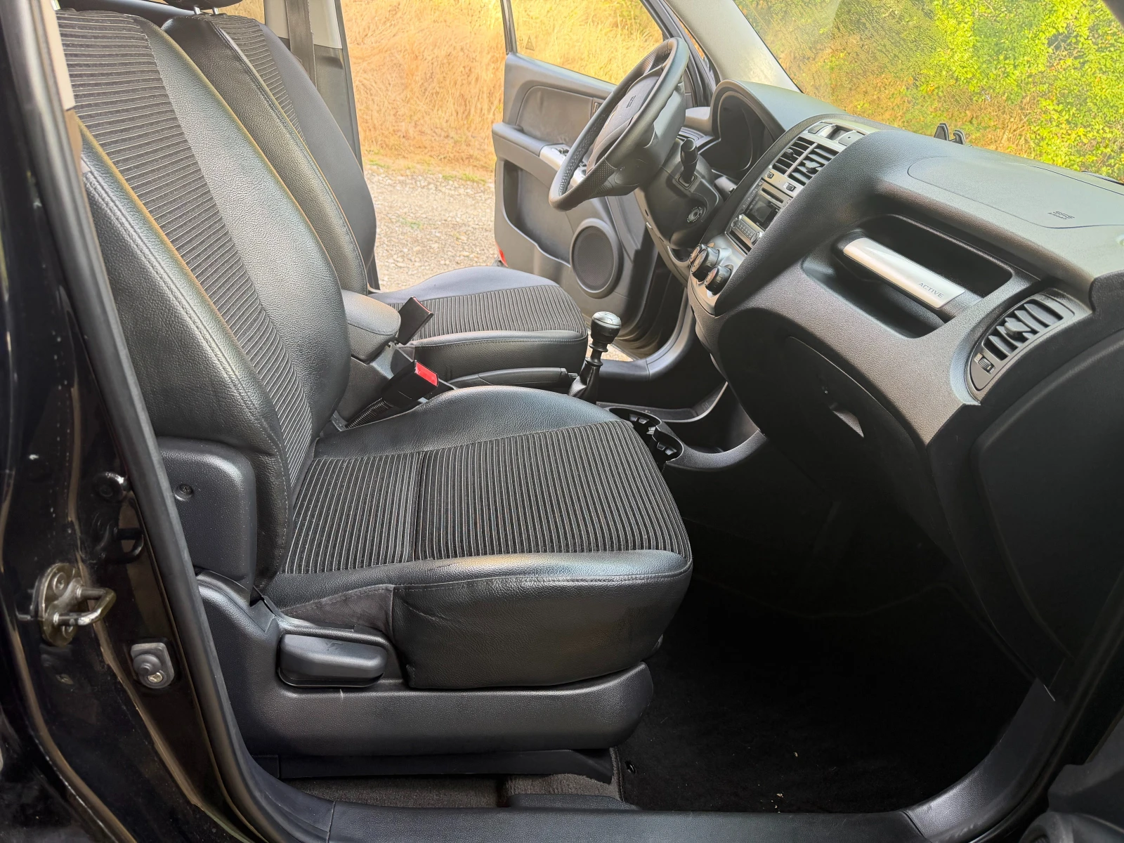 Kia Sportage, снимка 6 - Автомобили и джипове - 56157587