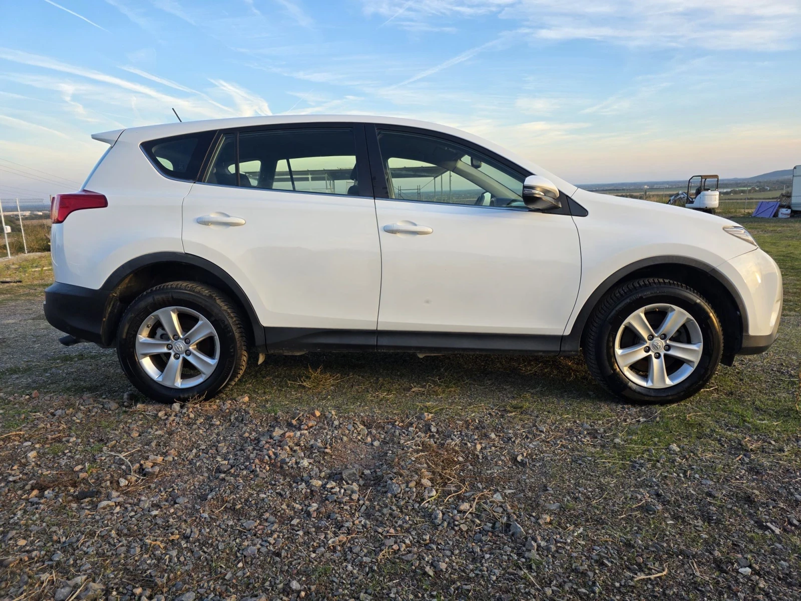 Toyota Rav4 2.0 d4d 126, снимка 4 - Автомобили и джипове - 56584634