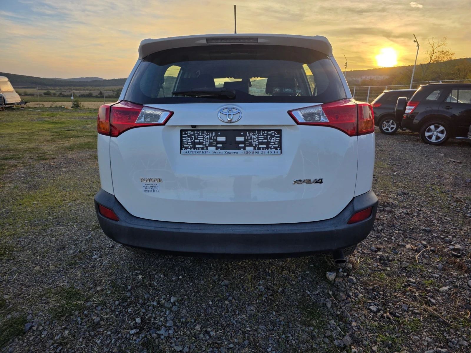 Toyota Rav4 2.0 d4d 126, снимка 6 - Автомобили и джипове - 56584634