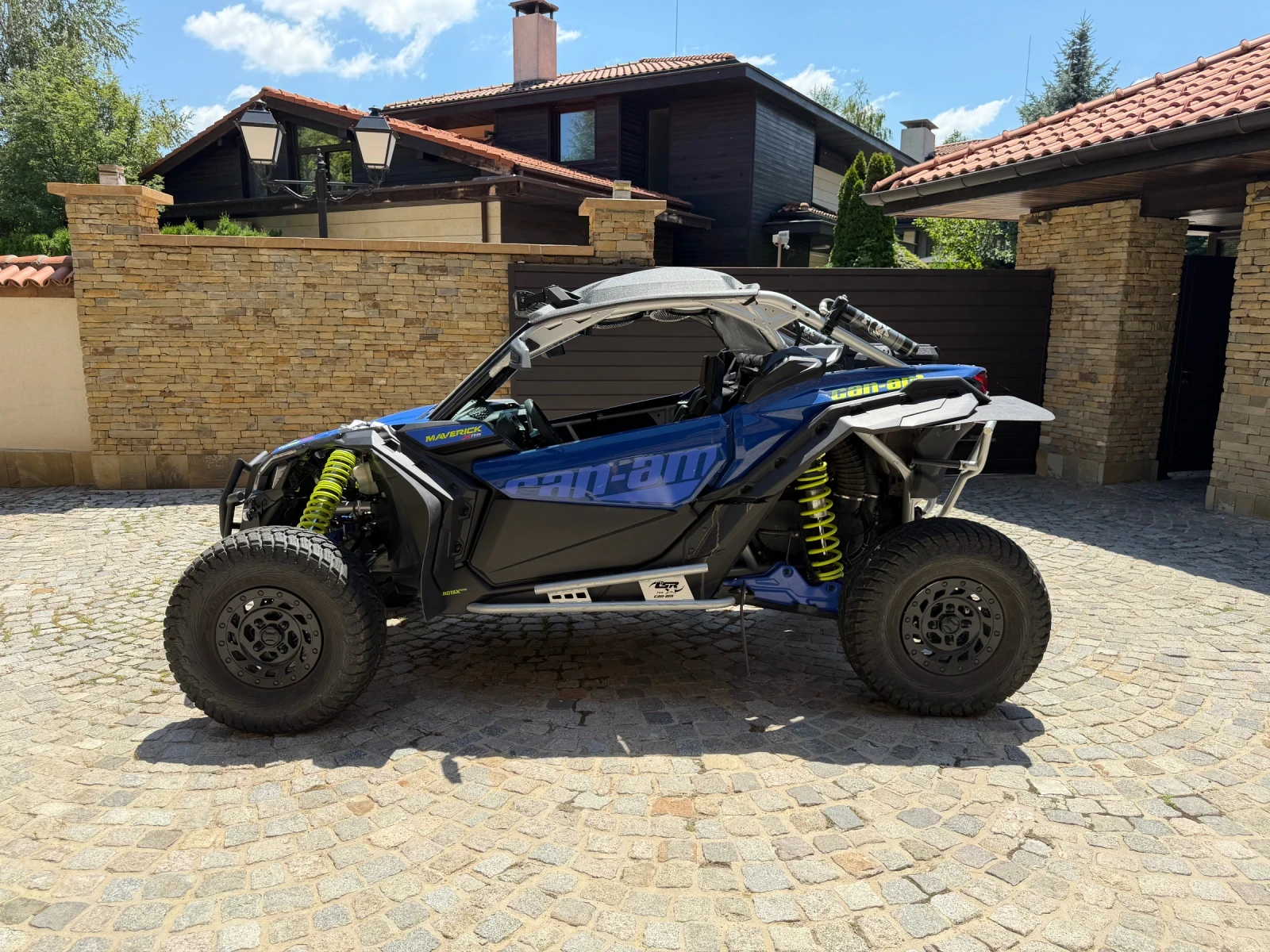 Can-Am Maverick X3 Turbo RR