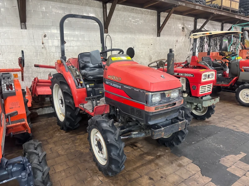 Трактор Mitsubishi MT200D