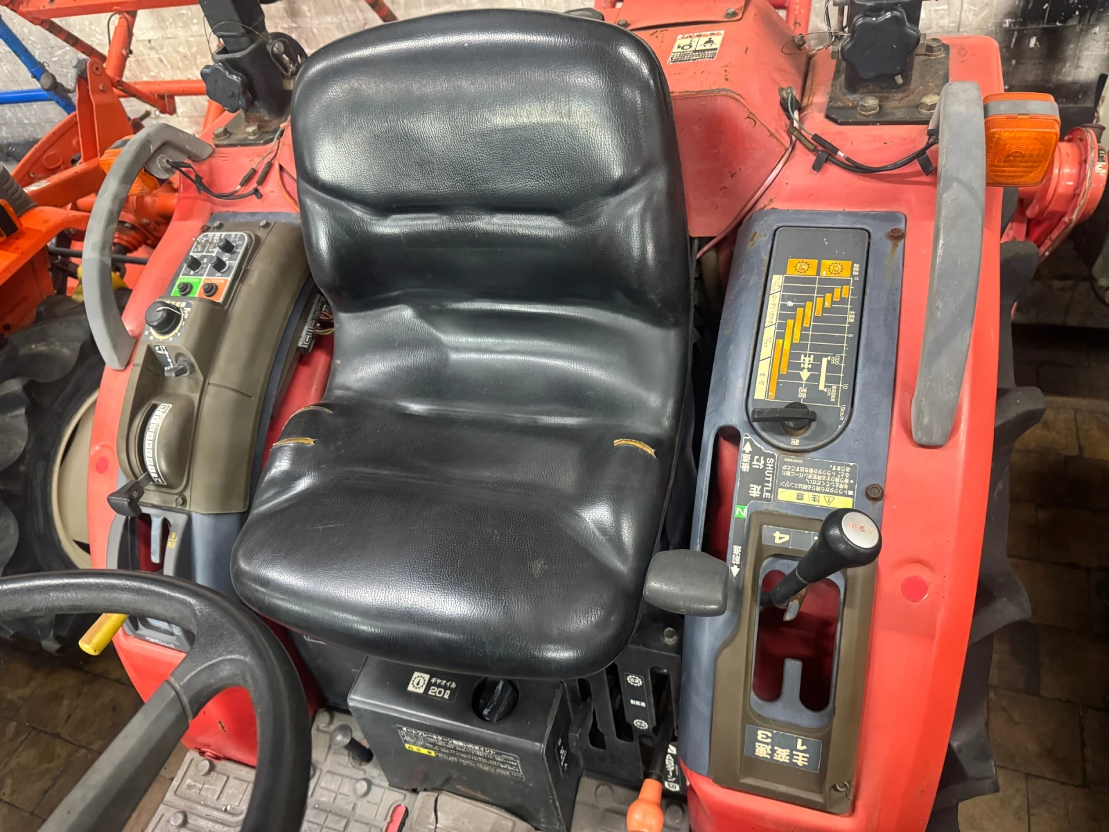 Трактор Mitsubishi MT200D - изображение 5