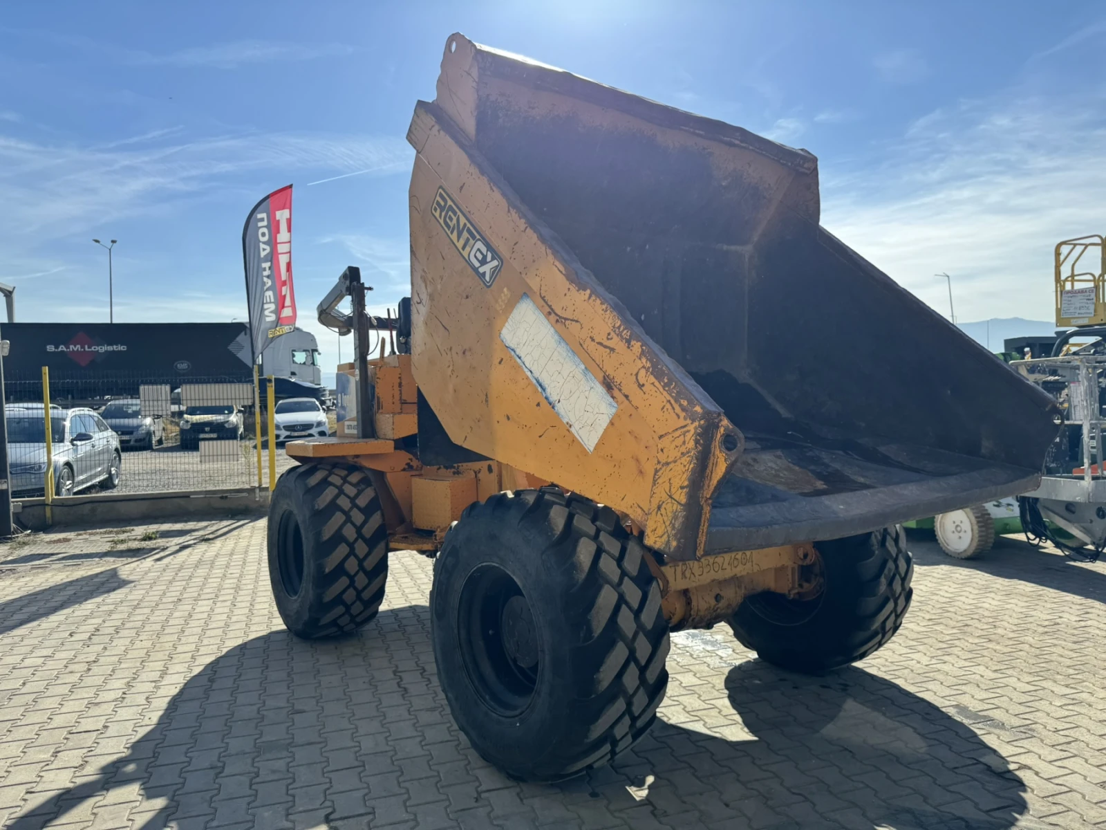 ������ �� ������� ��������� ������ Thwaites 9T | Mobile.bg � ����������� 10