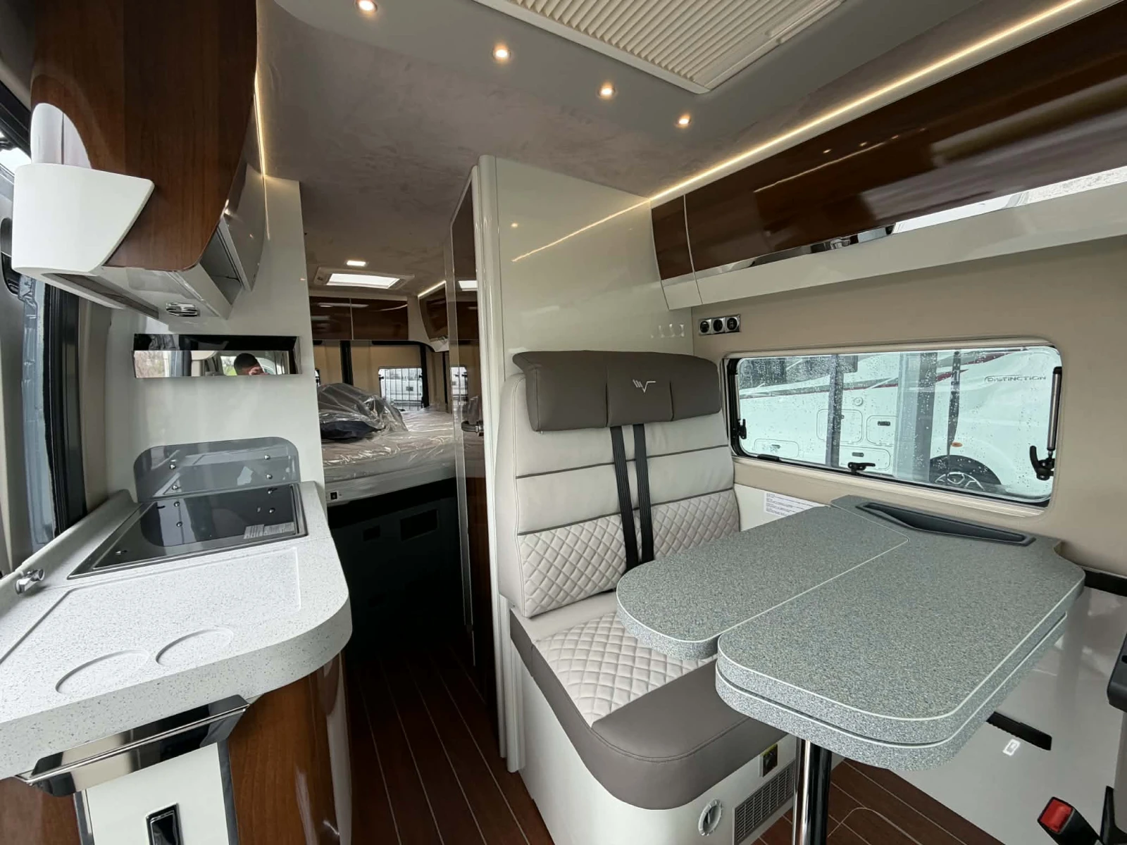 Кемпер Mobilvetta Admiral 2026 Fiat Duacto, снимка 3 - Каравани и кемпери - 54079660