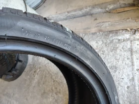 Гуми Зимни 245/40R20, снимка 10