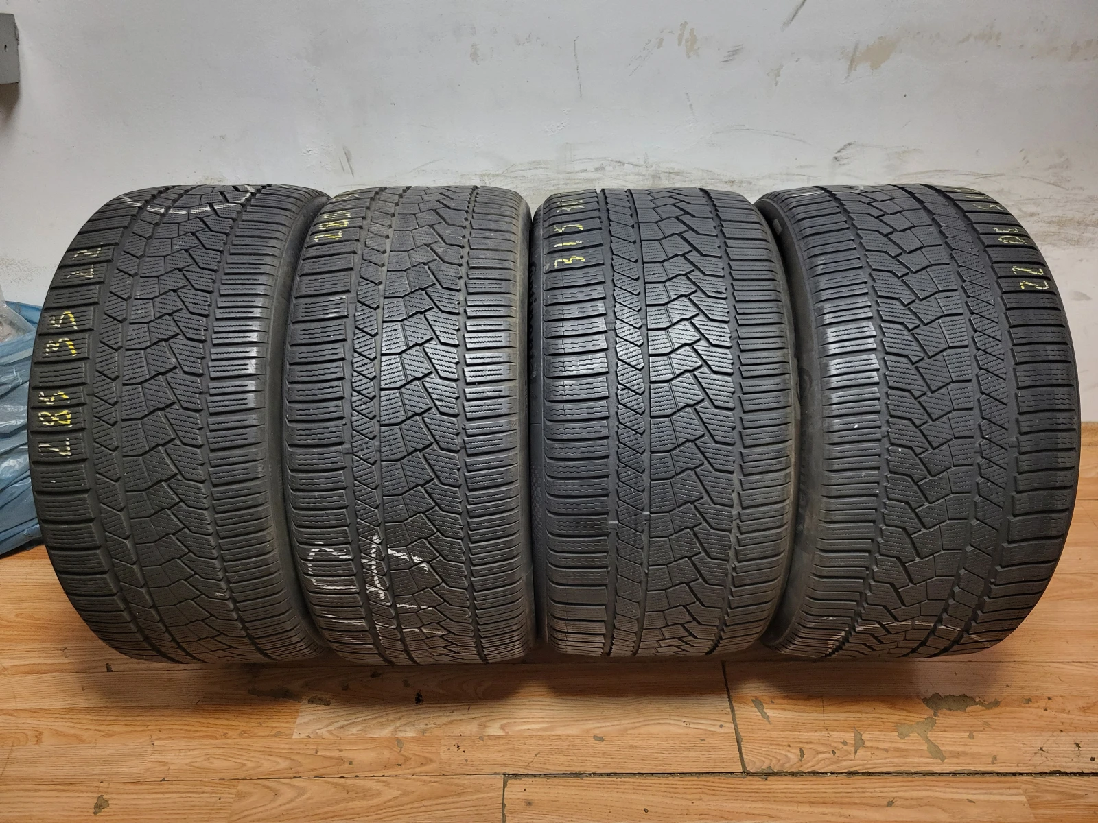 Гуми Зимни 315/30R22