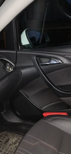 Opel Astra 1.4 бензин/120к.с/турбо/LPG, снимка 15