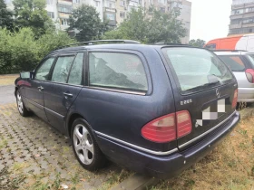 Mercedes-Benz E 280 4matic , снимка 3