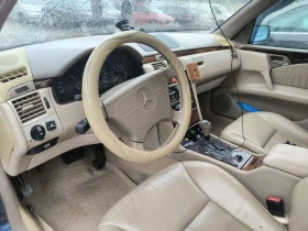 Mercedes-Benz E 280 4matic , снимка 11