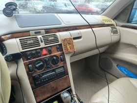 Mercedes-Benz E 280 4matic , снимка 10