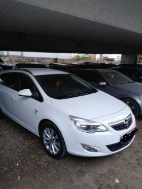 Opel Astra, снимка 3 - Автомобили и джипове - 44085037