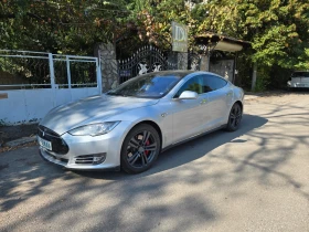 ����� �� �������� �� Tesla Model S 85 Performance 