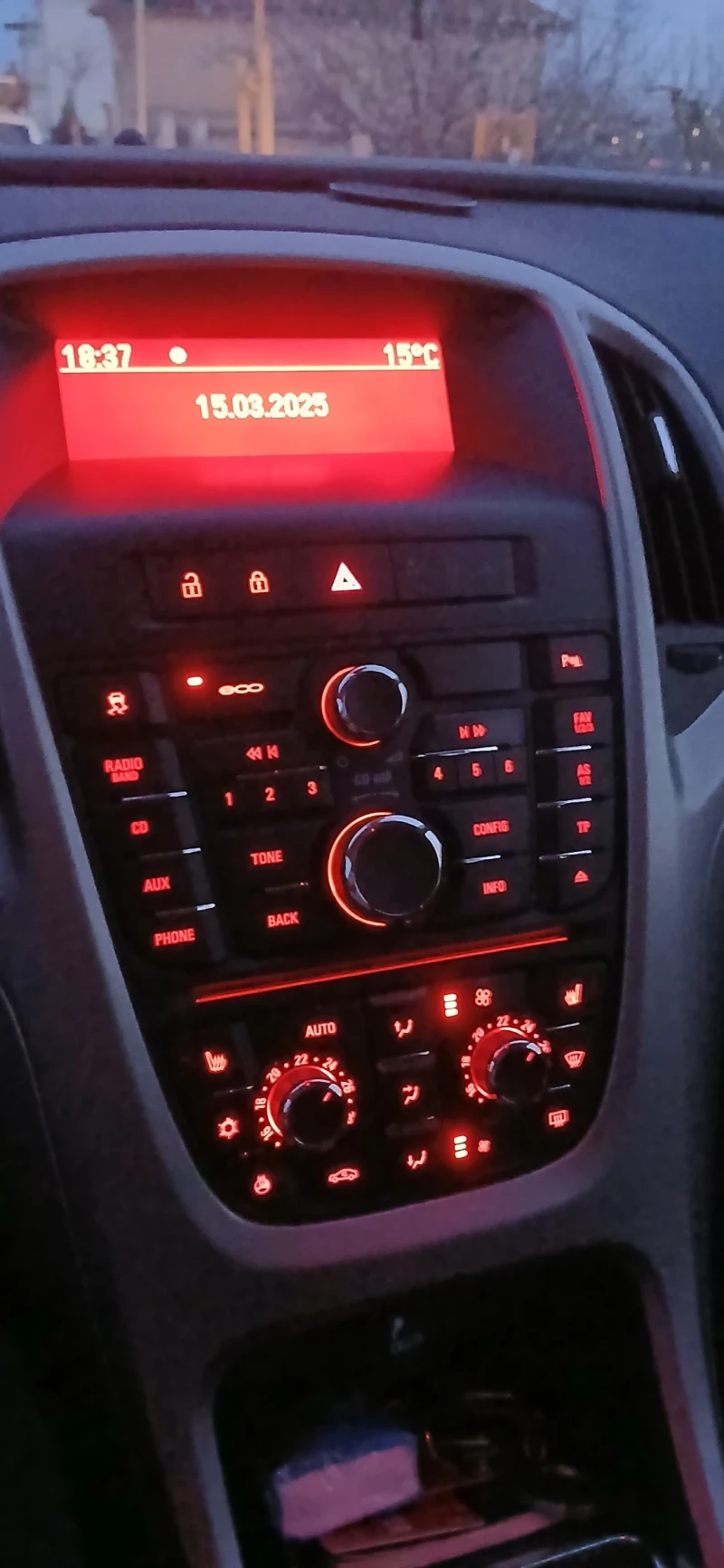 Opel Astra 1.4 бензин/120к.с/турбо/LPG, снимка 11 - Автомобили и джипове - 51065942