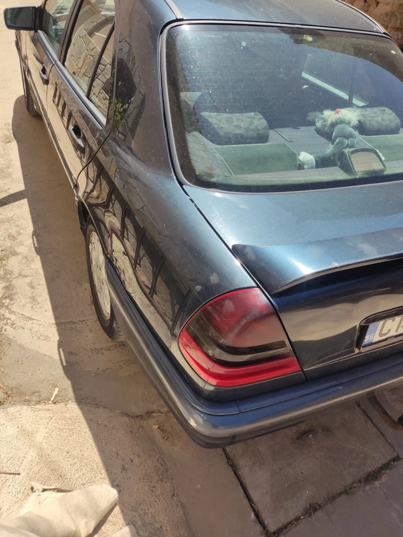 Mercedes-Benz C 200, снимка 4 - Автомобили и джипове - 47183142