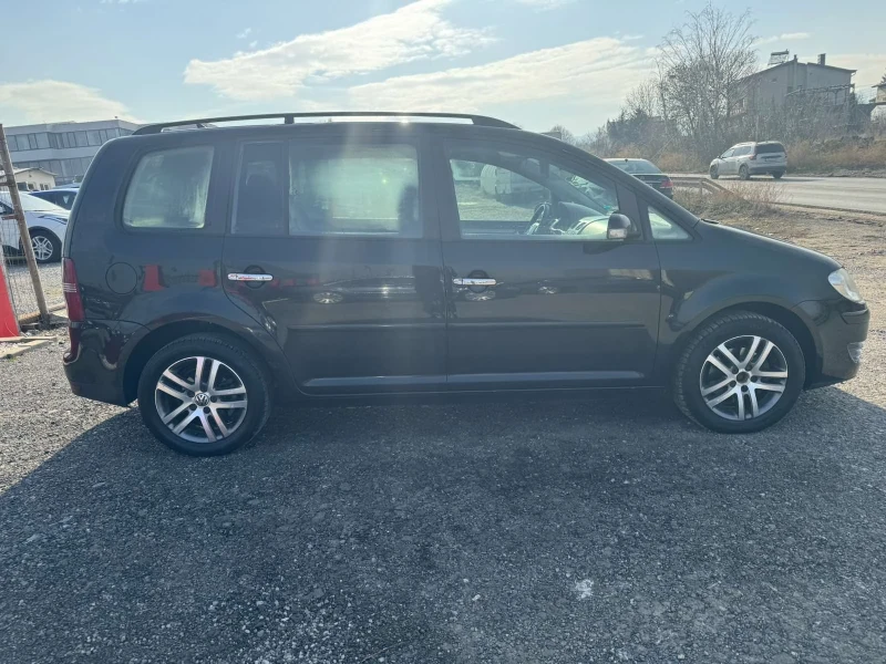 VW Touran 2.0/ ЛИЗИНГ!!!!!, снимка 5 - Автомобили и джипове - 48143750