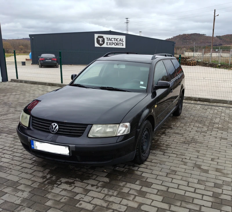 VW Passat, снимка 3 - Автомобили и джипове - 48175958