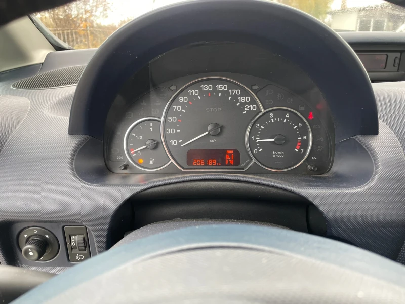 Peugeot 1007 1.6i Automat, снимка 11 - Автомобили и джипове - 48235754