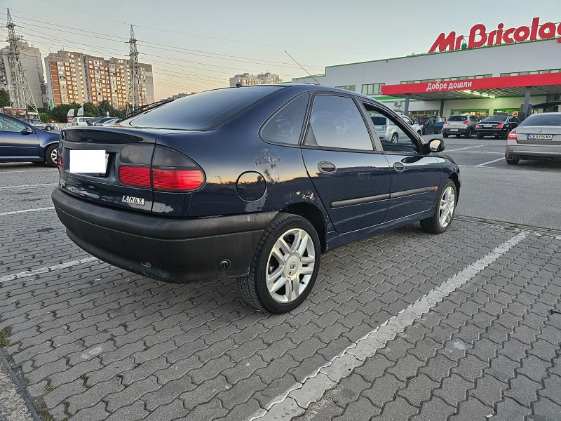 Renault Laguna, снимка 12 - Автомобили и джипове - 48928153