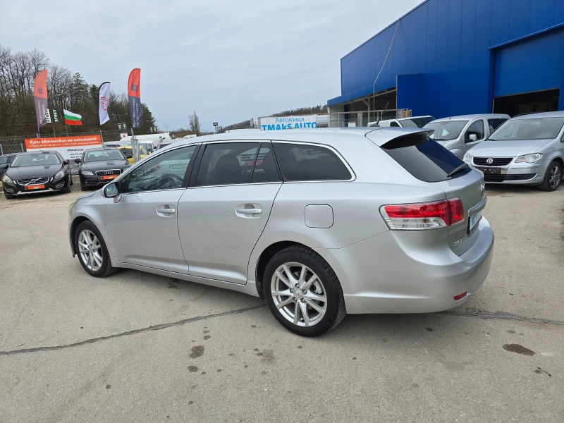 Toyota Avensis 2.0D4D/126ps/NAVI/KAMERA, снимка 4 - Автомобили и джипове - 49523906