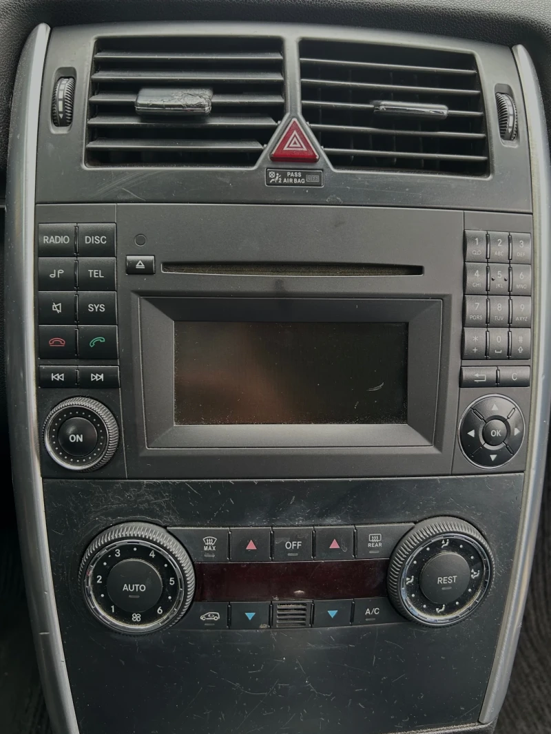 Mercedes-Benz B 200, снимка 7 - Автомобили и джипове - 52640777