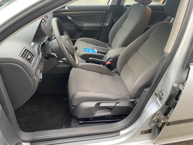 VW Golf 1.4 fsi 90к.с, снимка 7 - Автомобили и джипове - 52494045